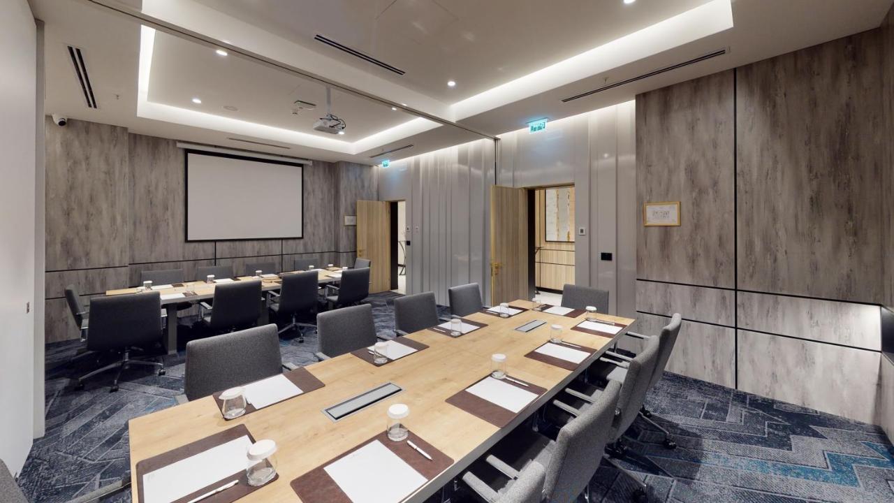 Intercontinental Baku By Ihg Ξενοδοχείο Εξωτερικό φωτογραφία Meeting room