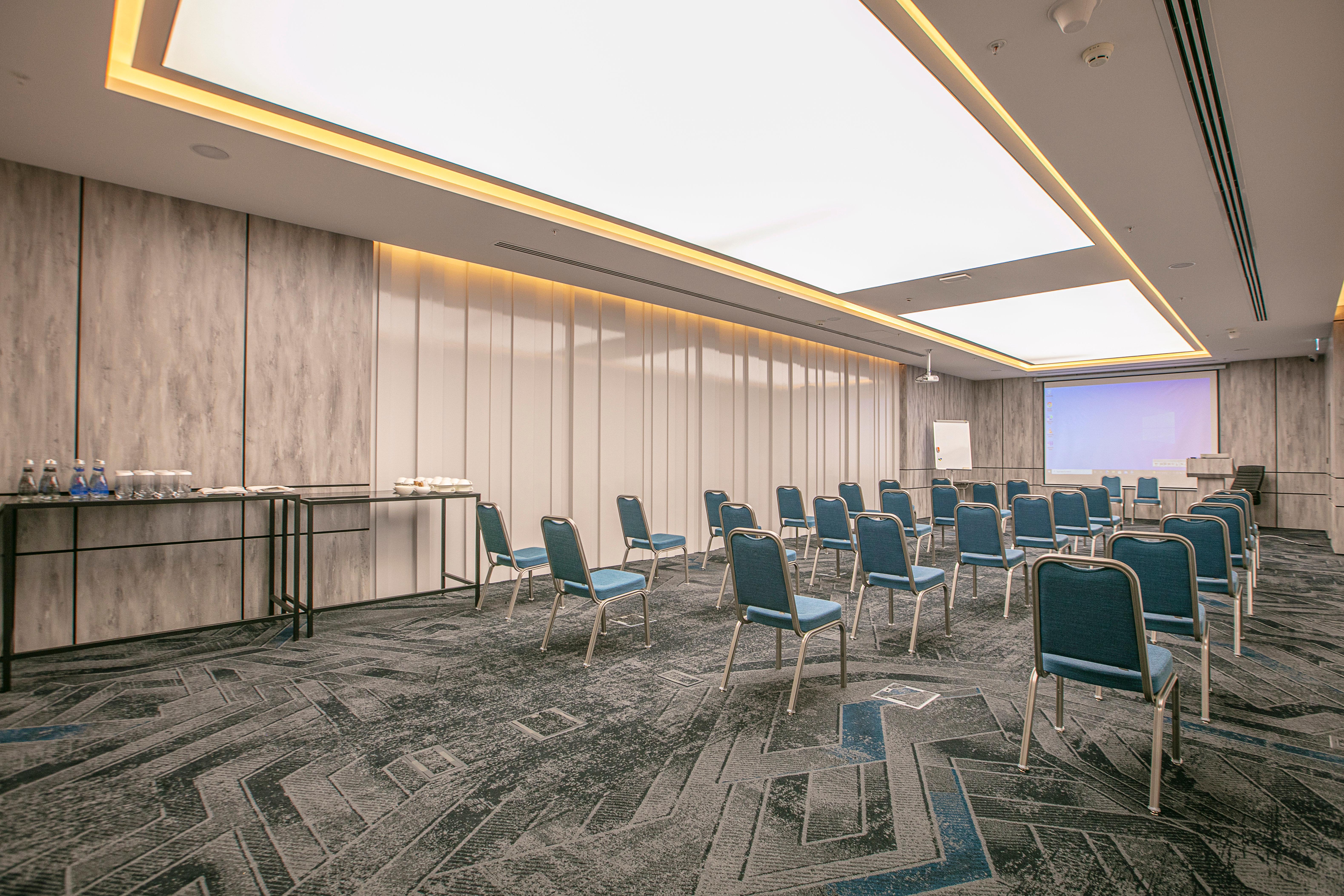 Intercontinental Baku By Ihg Ξενοδοχείο Εξωτερικό φωτογραφία Meeting room
